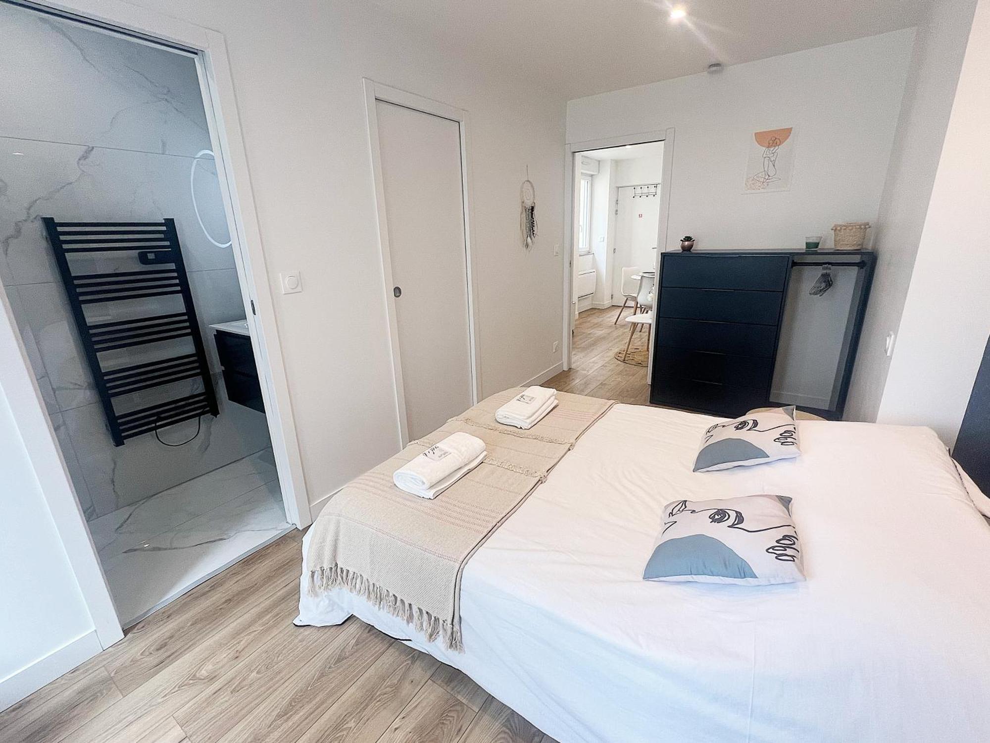 Le Petit Barbusse, Proche Centre Avec Netflix Apartment Reims Exterior photo